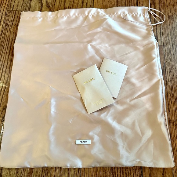 Prada Patent Leather Platform Heels - Picture 16 of 16